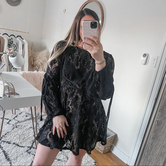 Free People Dresses & Skirts - Free people black crochet rubi lace dress